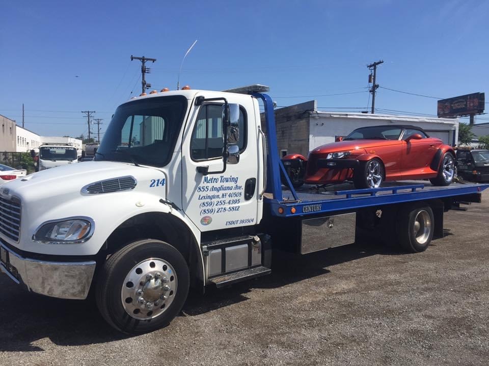 Towing Vehicles & Hauling Equipment